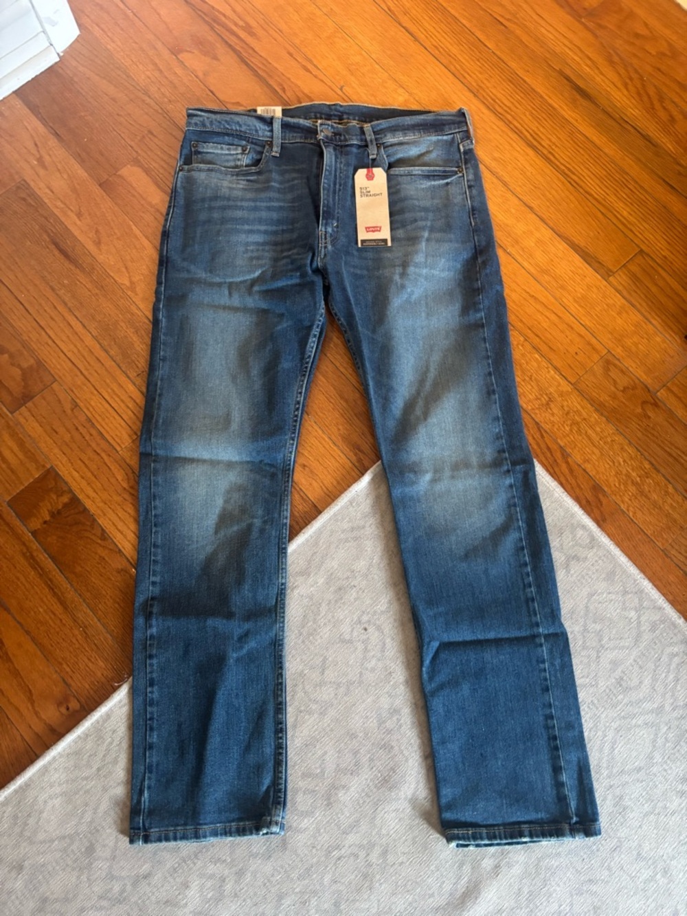 Levi's Men's Straight Jeans in Blue Wash
